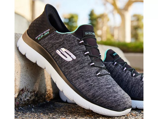 Dsw womens skechers sneakers online