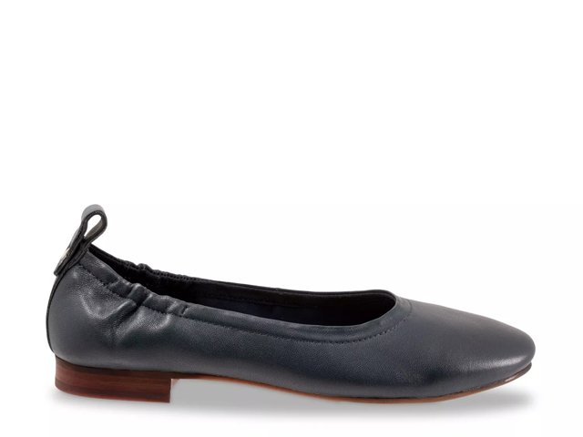 Trotters Gia Flat