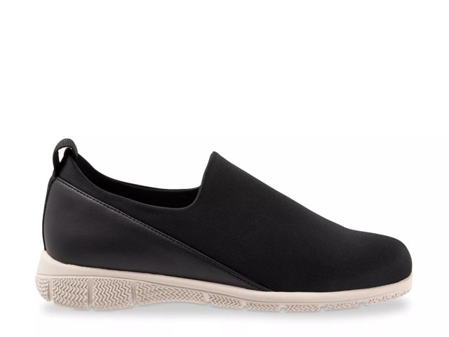 Trotters sneakers deals
