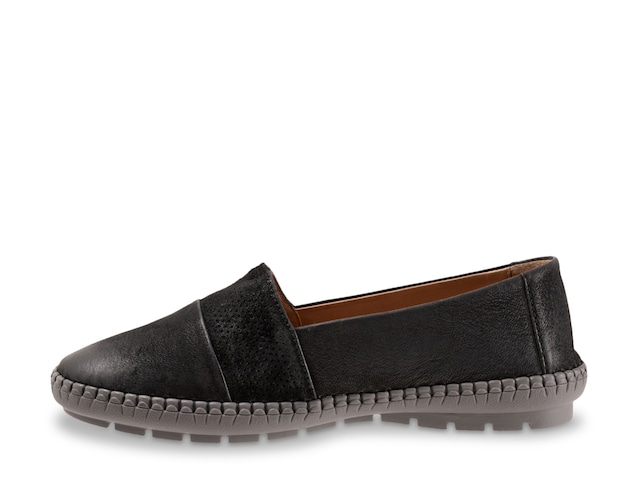 Trotters Ruby Slip-On - Free Shipping | DSW