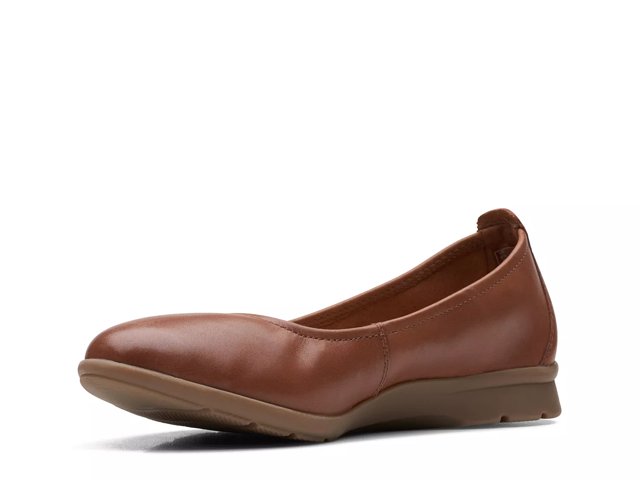 Clarks on sale flats dsw