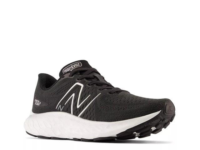 New Balance Men's Fresh Foam Sport Slip V2 Sneaker : : Clothing,  Shoes & Accessories