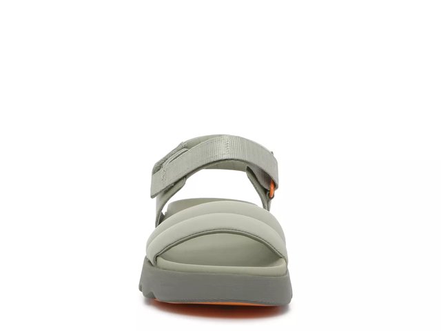 Dsw sport 2025 sandals