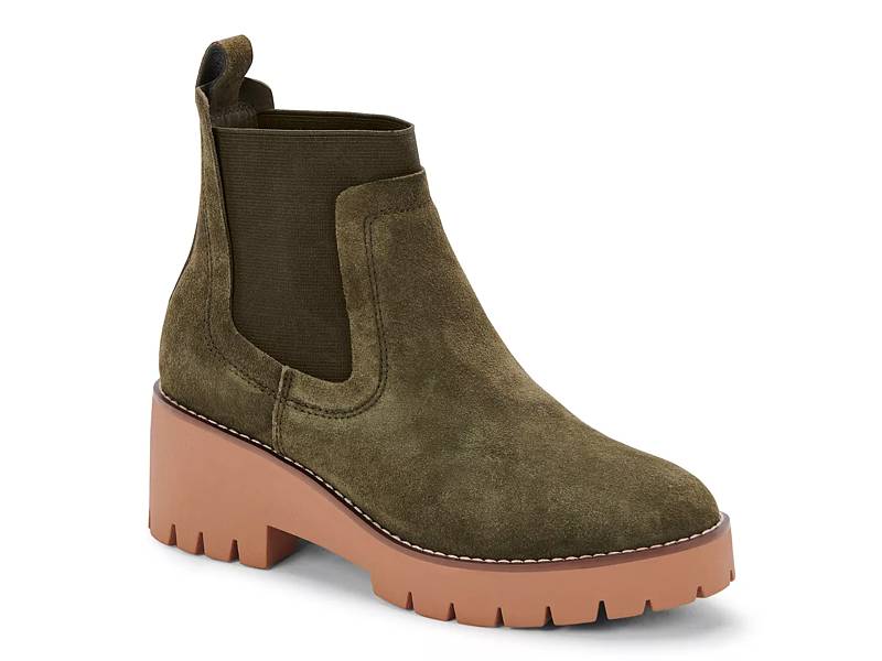 sofft chelsea boot