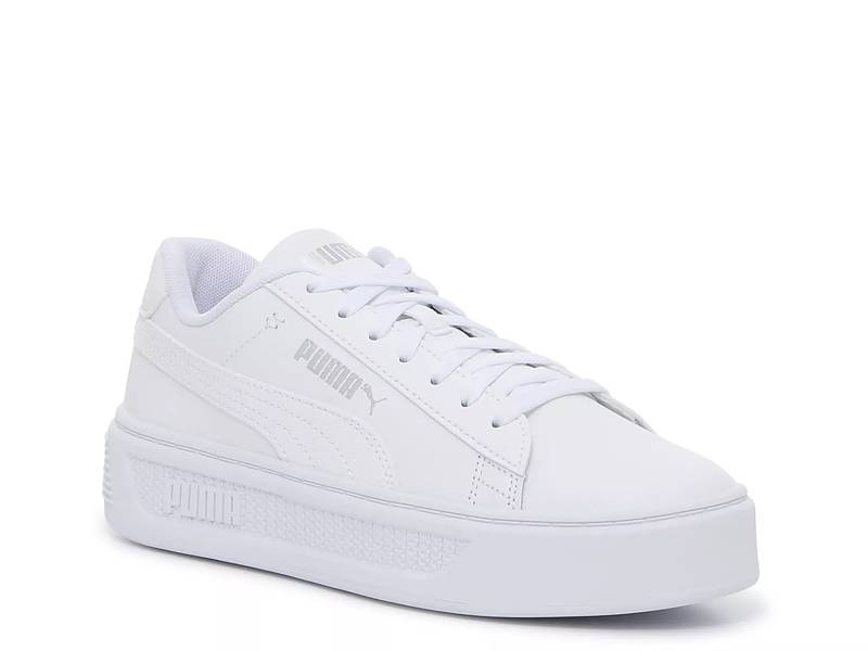 Vans Women's Ward Low Top Platform Sneaker