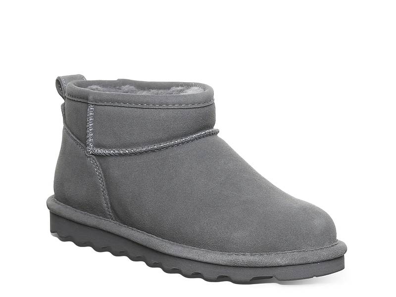 UGG*ニット*暖かい*ショートブーツ/Essential Mini Bootie UGG Essential Mini Bootie - Free Shipping | DSW