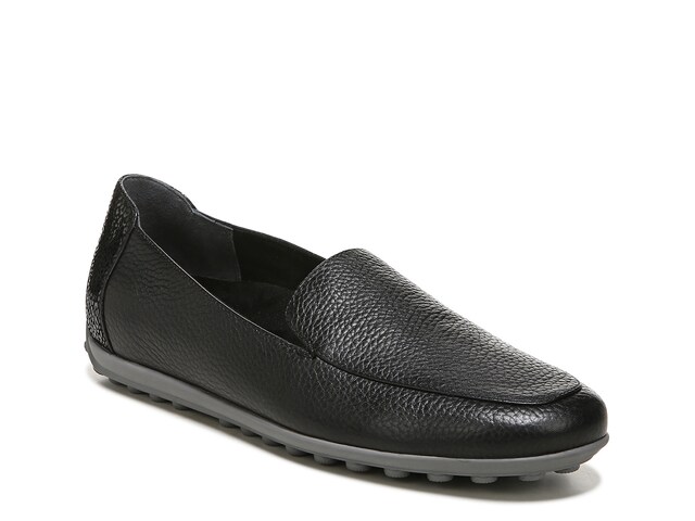 Vionic Elora Driving Moccasin - Free Shipping | DSW