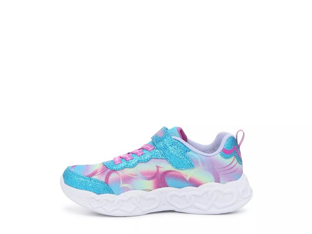 Skechers heart shop