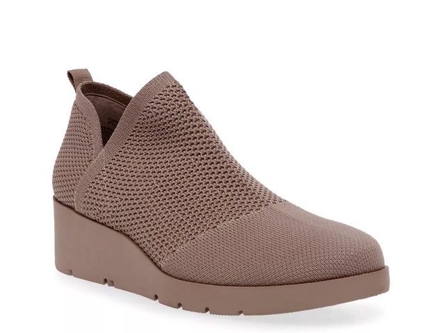 Anne Klein Quincy Wedge Sneaker