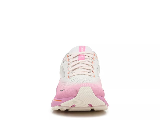 Brooks clearance ghost dsw