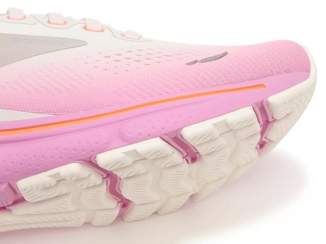 Brooks 2025 shoes dsw