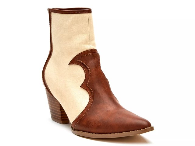 Coconuts hotsell boots dsw