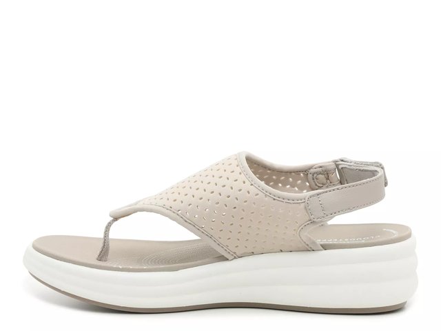 clarks trace drift sandals