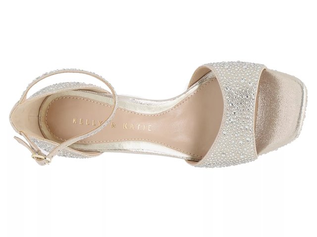 Dahlia acting shy platform sandals top