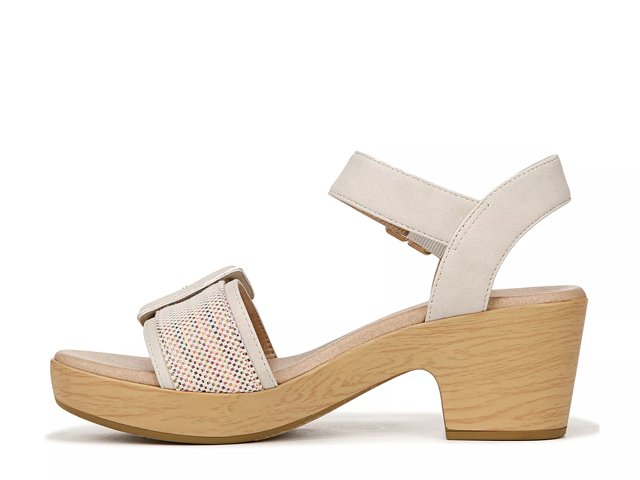 Dr scholls becca store