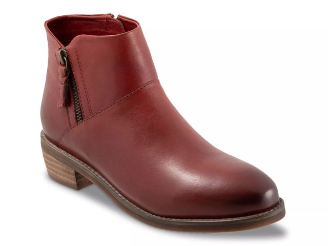 Softwalk booties outlet