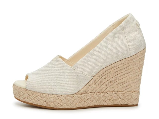 Toms wedges pumps deals