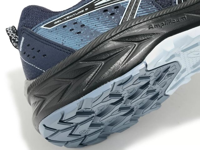 Dsw asics hotsell gel venture 7