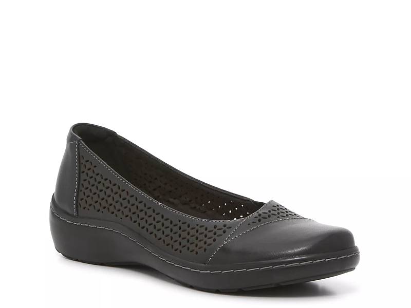 Clarks best sale padmora black