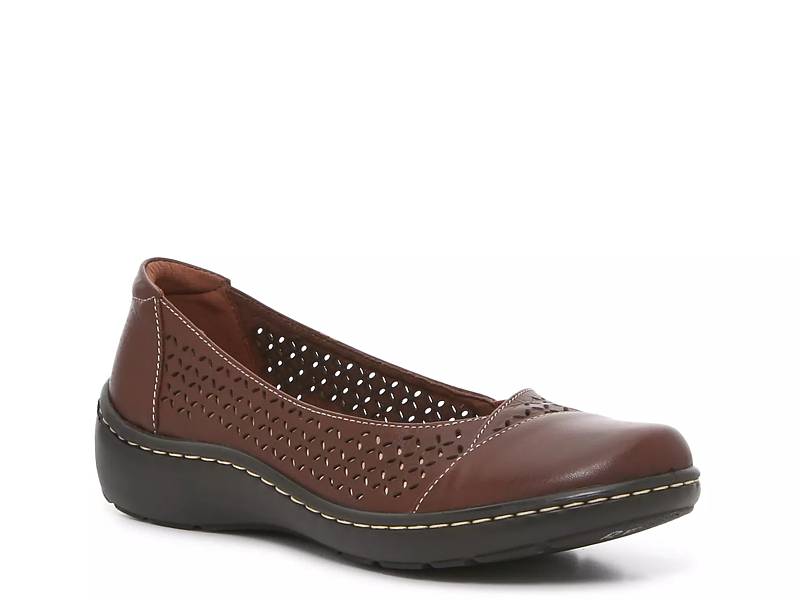 Womens clarks padmora casual on sale shoe