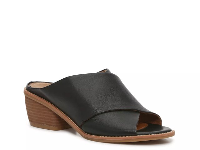 Eurosoft discount black sandals