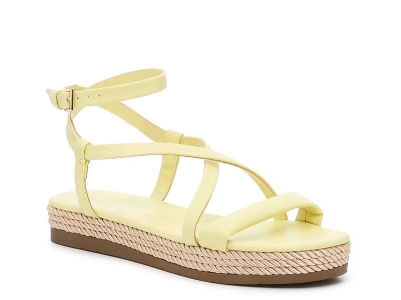 Marc fisher hot sale yellow wedges