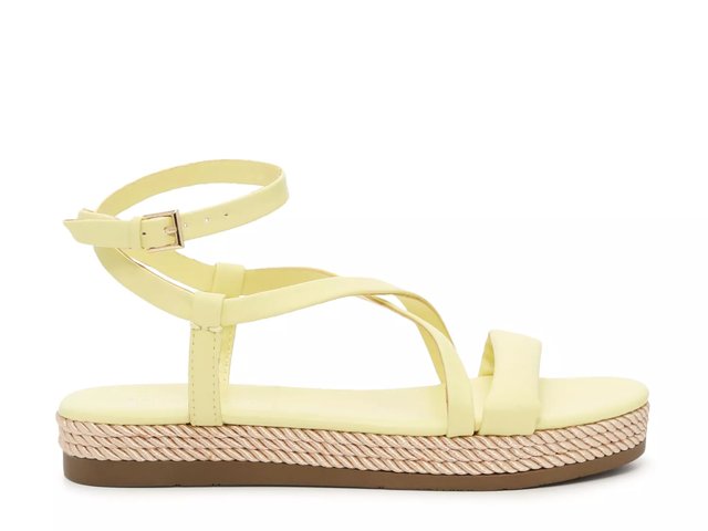 Marc fisher sandals dsw hotsell