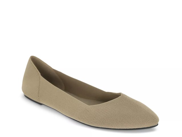 Mia shop flats dsw