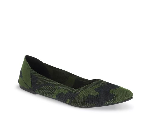 Mia flats dsw hotsell