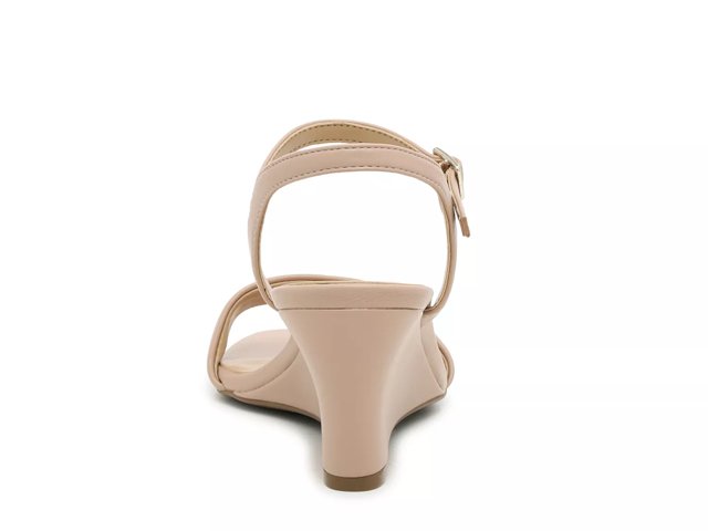 Dsw low on sale wedge sandals