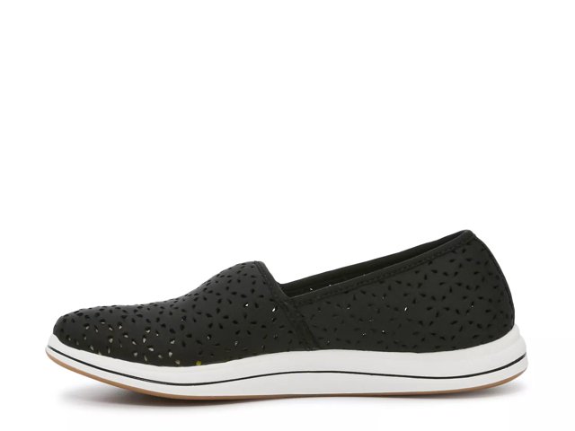 [DISCOVERY] Breeze Slip On ★大人気★ Clarks Cloudsteppers Breeze Sky Air Slip-On - Free Shipping