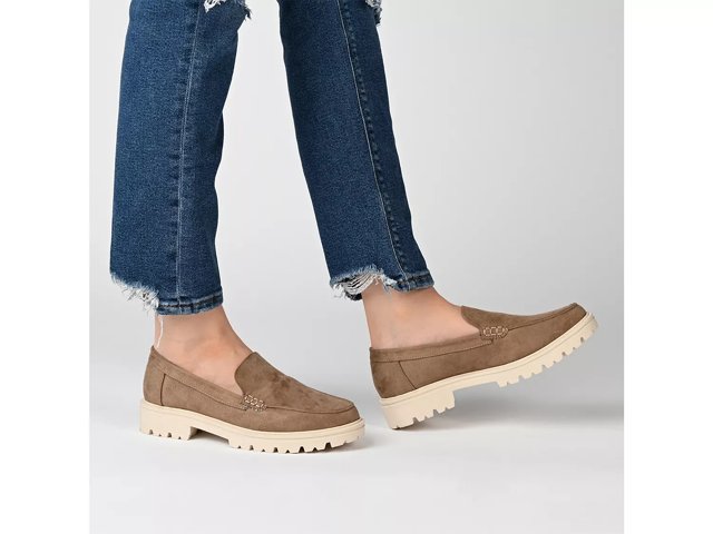 Dolce vita clearance erika suede booties