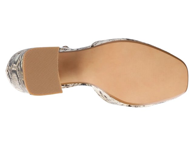 Journee Collection Hesster Pump