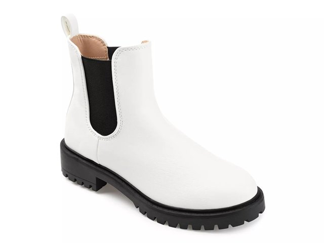 Vince Camuto Meendey Chelsea Boot