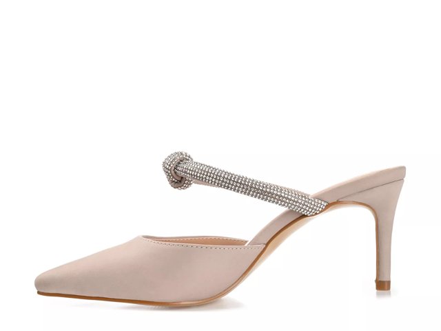 Journee Collection Lunna Pump