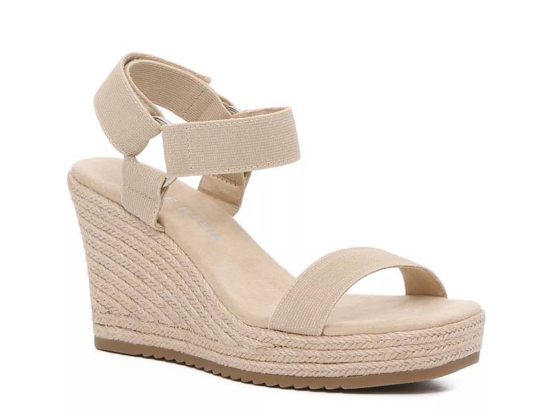 Dsw anne klein sandals on sale