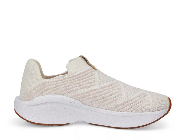 enlighten women's training shoes