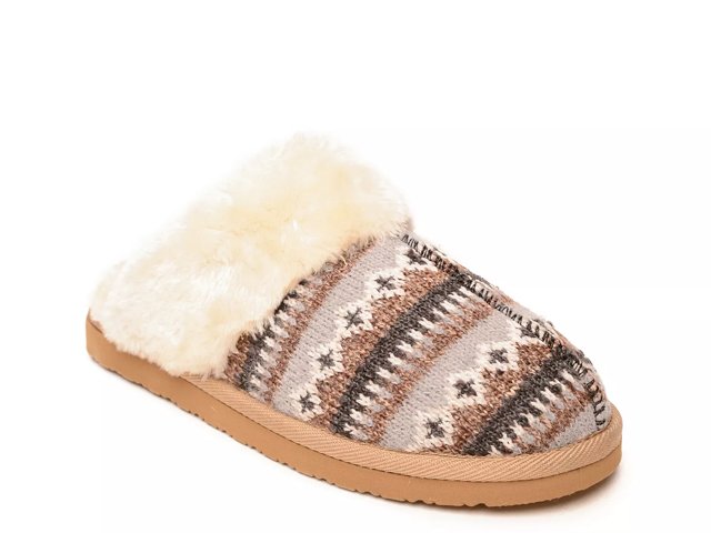 Minnetonka women's outlet chesney stores