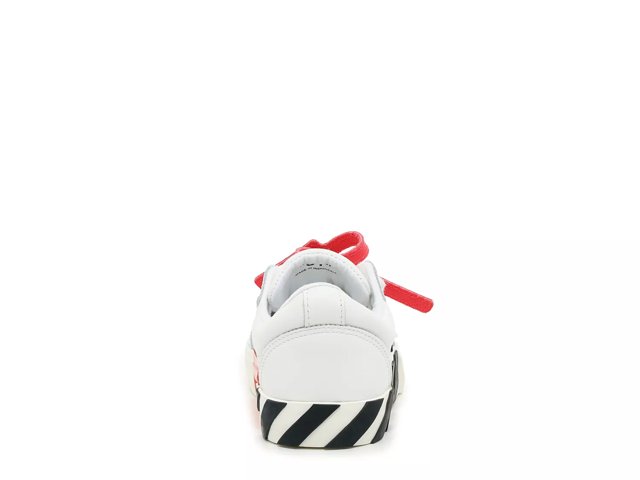 Off white vulcanized red top