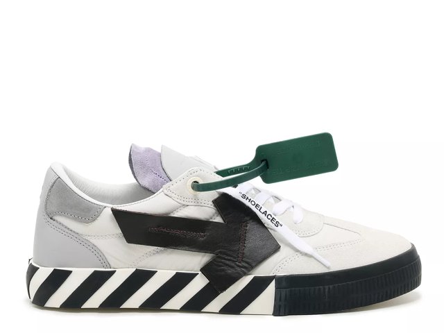 Off White New Arrow Low Vulcanized Black and White Sneakers