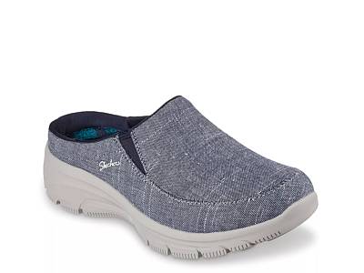 Womens slide hot sale on skechers