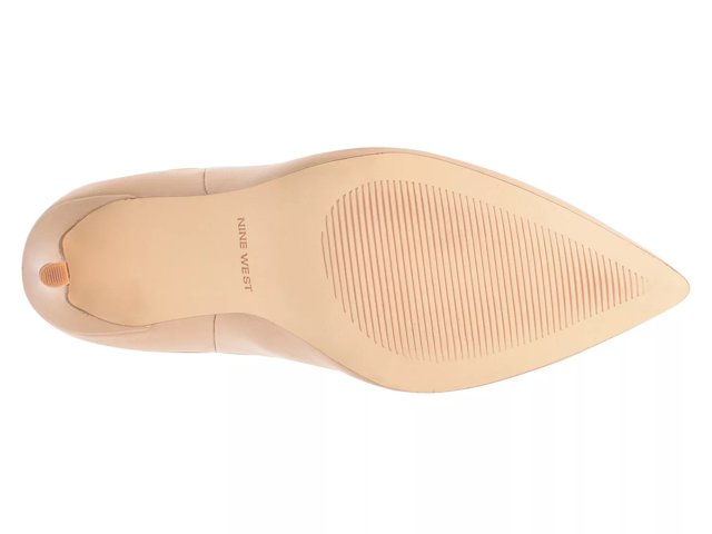 nine west jenn bootie