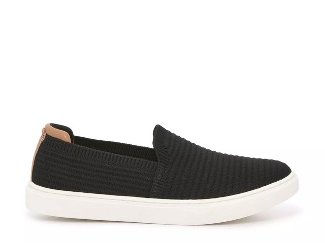 Dsw slip on sneakers online