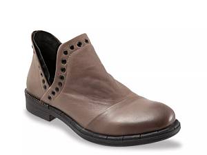 Ralph lauren hot sale mehira booties