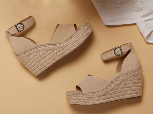 Women Floral Pattern Espadrille Ankle Strap Court Wedges, Vacation