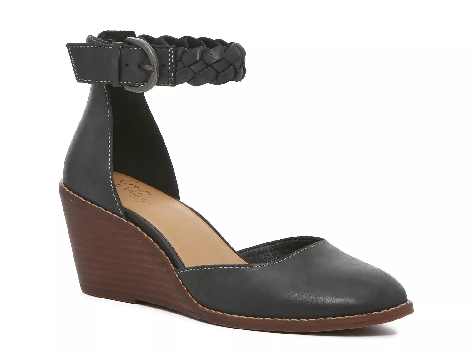 Toms classic wedge outlet pump black