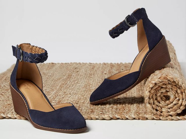 Navy pumps dsw shop