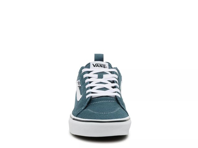 Vans store sneakers trend