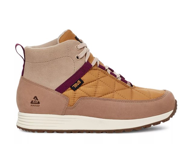Dsw store teva boots