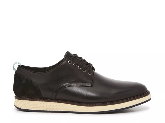 Vince Camuto Elyas Oxford